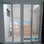 pintu upvc warna putih merk conch