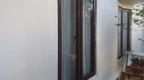 Jual Jendela UPVC Swing Coklat Perumahan Siaga Residence Pejaten Barat Pasar Minggu